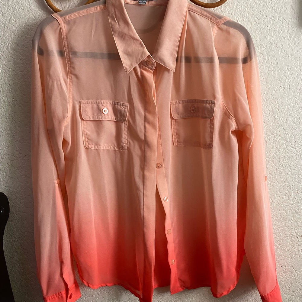 Long sleeve front bottoms blouse